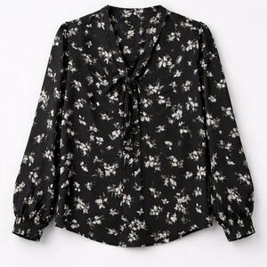 183 Torrid 00 M/L Medium Large Black and White Floral Long Sleeve Top